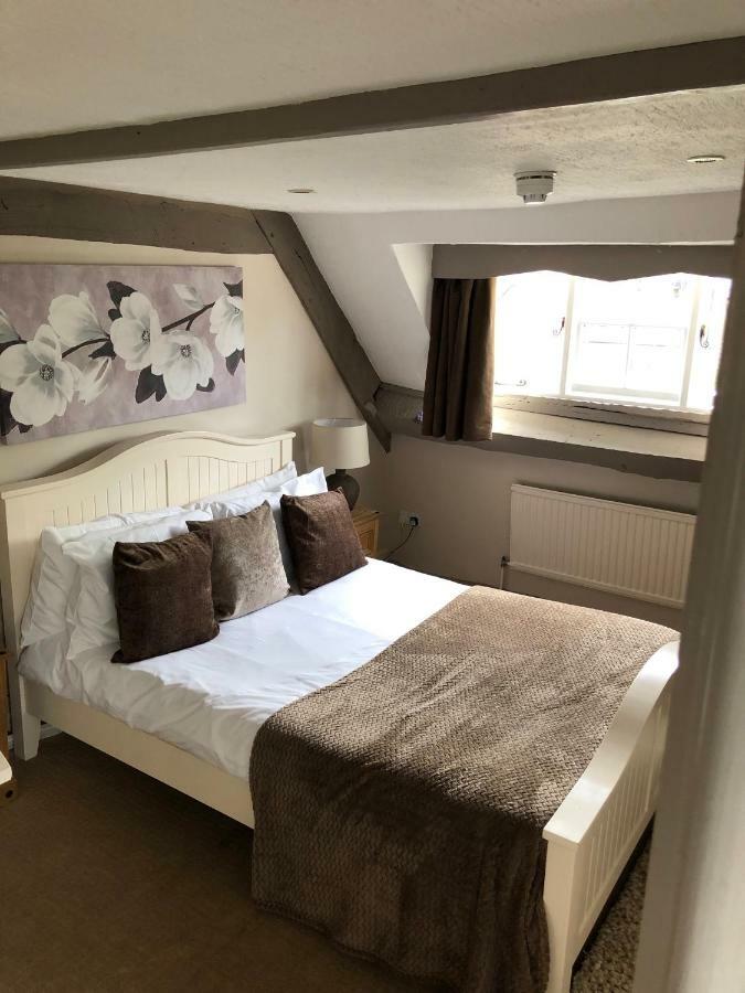 The George At Nunney Hotell Exteriör bild