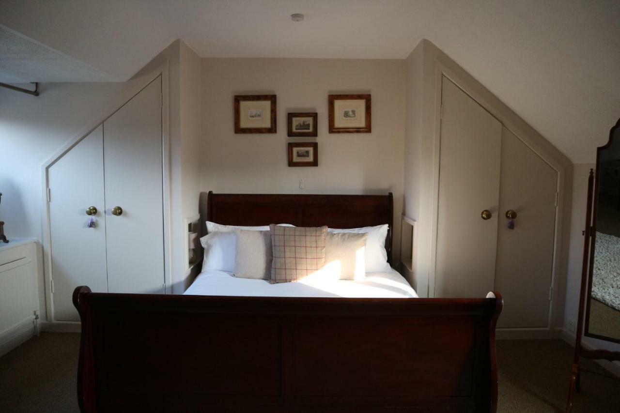 The George At Nunney Hotell Exteriör bild