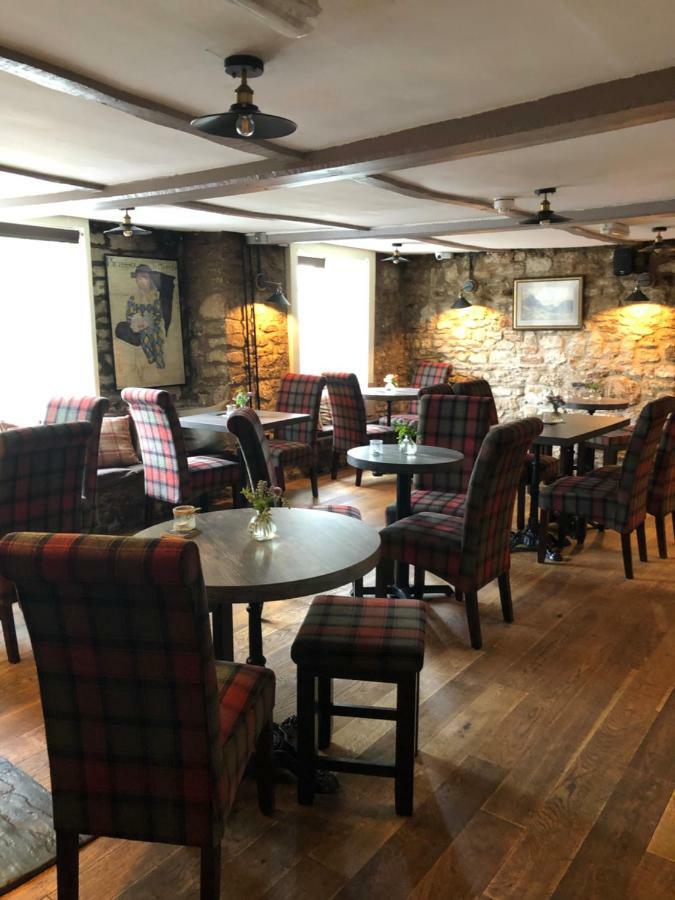 The George At Nunney Hotell Exteriör bild