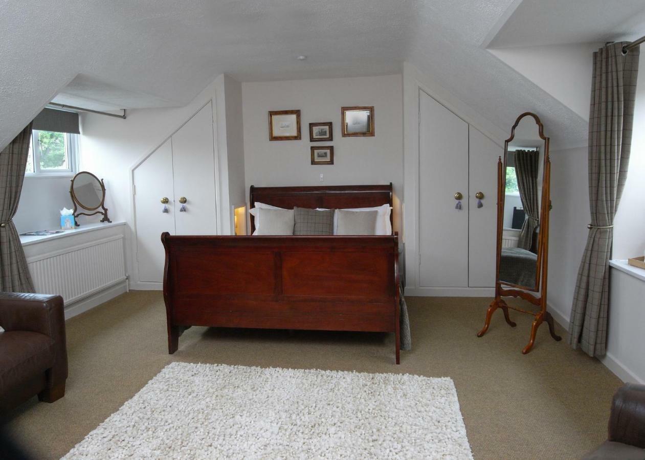 The George At Nunney Hotell Exteriör bild
