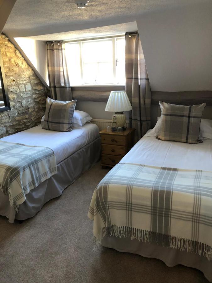 The George At Nunney Hotell Exteriör bild
